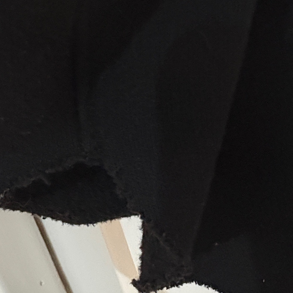 Frank & Eileen caplet Black Boxy Crewneck Short-Sleeve Sweatshirt - Picture 4 of 8